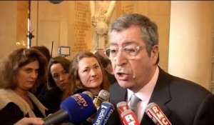 Balkany "n'empêche pas" Juppé de "faire les primaires du PS"