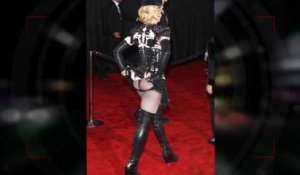 Madonna Flashes Her Rear On Red Carpet