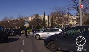 Manuel Valls poursuit son déplacement à Marseille