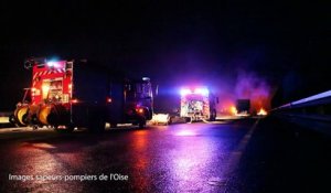 Spectaculaire incendie sur l'autoroute A1