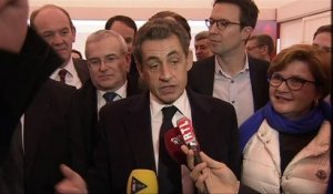 Sarkozy: Marine Le Pen est "un symptôme, pas une solution"