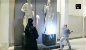 Des jihadistes de l'Etat islamique détruisent des œuvres archéologiques à Mossoul
