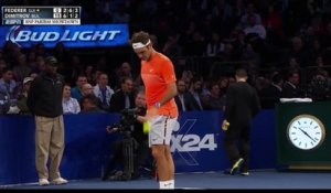 Federer se fait lober et perd contre un gamin!