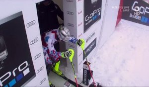 Le Skieur Julien Lizeroux rate son départ et fait une roulade