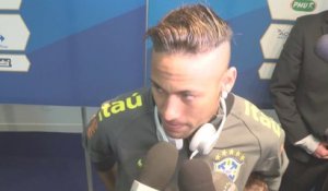 Neymar savoure la victoire du Brésil