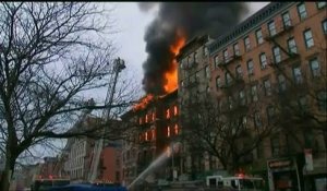New York : un incendie monstre fait 19 blessés