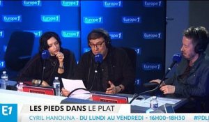 Duel de blagues entre Valérie Benaïm et Jean-Pierre Foucault – Cyril Hanouna