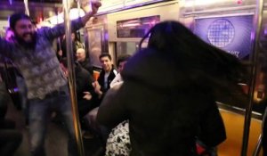 Transformer une rame de métro en boite de nuit! En mode Dj Dance Party à New York