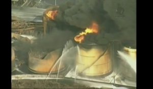Brésil: le port de Santos bloqué par un incendie dans un dépôt de carburant