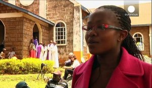 Kenya : les 1ères funérailles après le massacre de Garissa