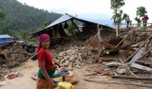 Népal: le séisme secoue aussi l'économie du pays