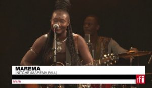 Marema chante "Initché" - Live à Paris (2)