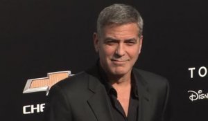 George Clooney dit qu'avoir des enfants n'est pas sa priorité