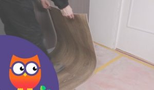 Comment poser un sol PVC en rouleau (Ooreka.fr)