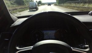 Lane Keeping Aid (Volvo XC90)