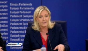 Marine Le Pen crée un groupe au Parlement européen