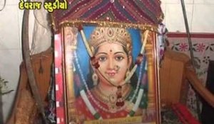 Akhand Diva - Top Gujarati Devotional