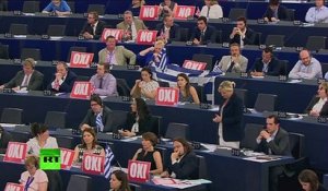 Marine Le Pen : la Grèce doit sortir de cette mâchoire de fer