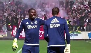 L'incroyable ambiance pour le premier entraînement de l'Ajax