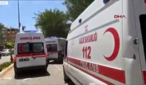 Turquie : un attentat-suicide à la frontière syrienne fait 30 morts
