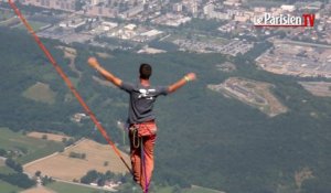 Extrême: ils jouent les funambules à 300 mètres du sol