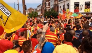 Lens - Red Star : des milliers de fans lensois défilent vers Bollaert-Delelis