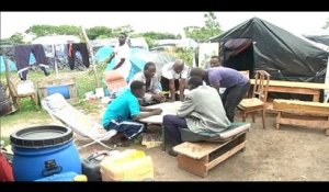 "Il y a un peu plus de 3 000 migrants dans la 'New Jungle' de Calais"