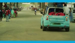 Jeux Africains: Les voitures électriques Bluecongo, sur les épreuves cyclistes