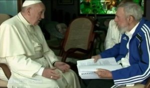 Le pape François rencontre Fidel Castro à La Havane