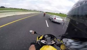 Une moto à 300 km/h