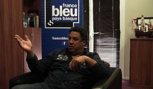 Serge Blanco : "je ne suis pas candidat à la présidence de la Fédération française de rugby"