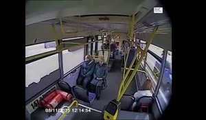 Un chauffeur de bus s'endort au volent et provoque un gros accident