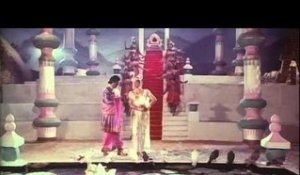 Devathi Devarum Patathu Rani Tamil Movie HD Video Song