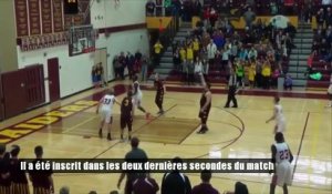 Un panier incroyable lors d'un match inter-lycées aux Etats-Unis