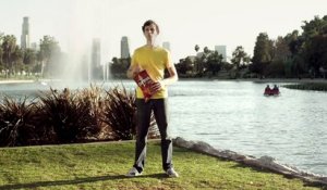 Un Bebe Fan De Doritos Alors Qu Il Est Encore Dans Le Ventre De Sa Mere Pub Enorme Sur Orange Videos