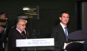 Déchéance: la droite appelle à "trancher" le cas Taubira, Valls lui rappelle "la ligne" à tenir