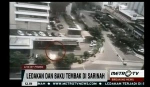 Les premières images de la série d'explosions dans le centre de Jakarta