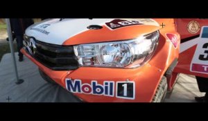 Toyota Hilux Dakar 2016 teaser