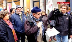 Saint-Brieuc. Etat d'urgence : 80 personnes devant la permanence du député