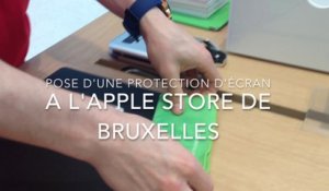 Pose d'une protection d'écran à l'Apple Store de Bruxelles
