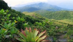 Ascension et surveillance du volcan de la Soufrière à la Guadeloupe