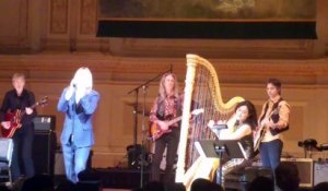 Iggy Pop covered David Bowie at Tibet House Benefit Show