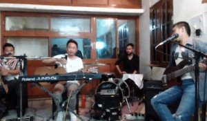 Live with Alobo Naga and the Band (2)