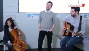 Alex Beaupain chante « Loin » en live au Parisien