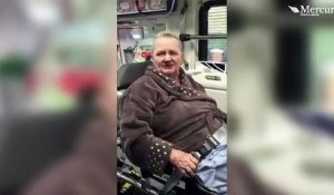 Une mamie de 78 ans lâche un freestyle rap totalement improvisé dans une ambulance