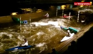Lannion. Canoë-kayak. Entraînement nocturne sur le stade d’eau vive