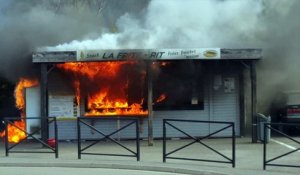 Incendie dans une baraque à frite à Courchelettes - 18-03-16