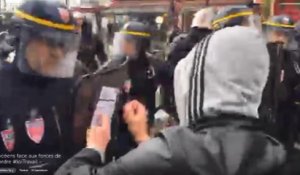 Loi Travail : manifestation sous haute tension à Paris
