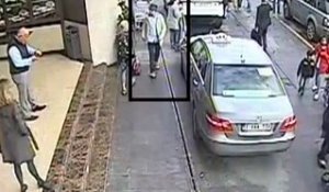 Attentat de Bruxelles : le parcours video de l'homme au chapeau