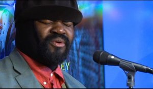 Gregory Porter reprend "You send me"